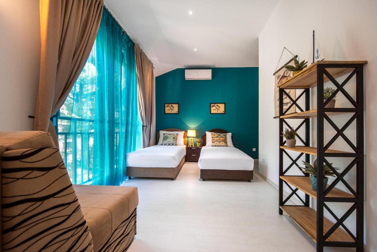 Lazi Sea View Villa