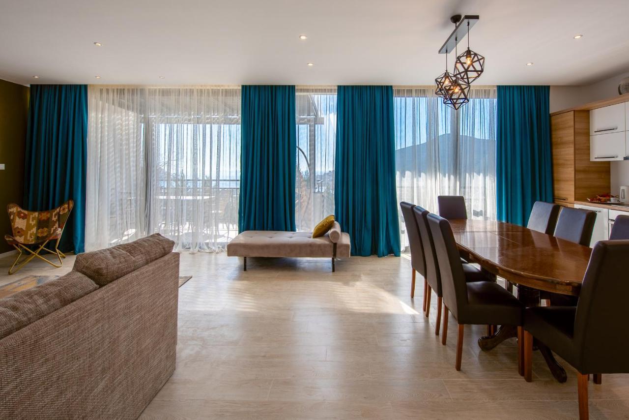 Lazi Sea View Willa *